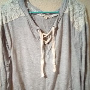 Grey long sleeve shirt with lace on shoulders
